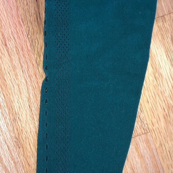 athleta emerald leggings - Picture 2 of 4